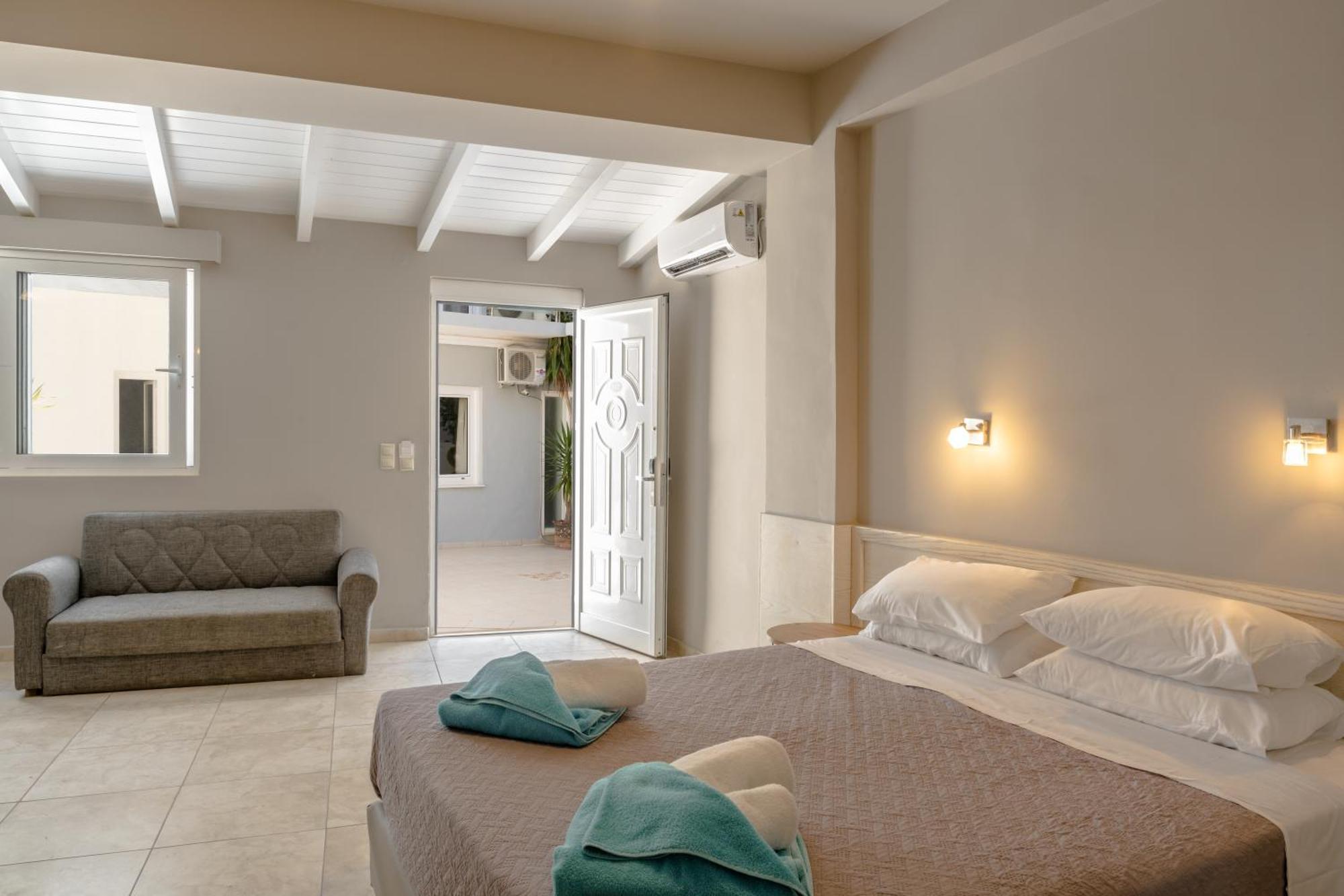 Areti Hotel Agia Galini  Room photo
